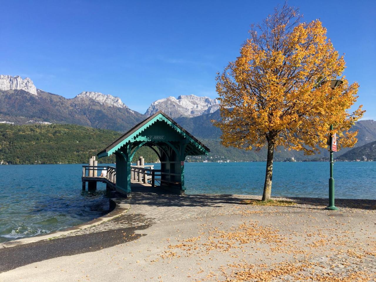 La Maison Du Port, Une Exclusivite Lla Selections By Location Lac Annecy サン・ジョリオ エクステリア 写真