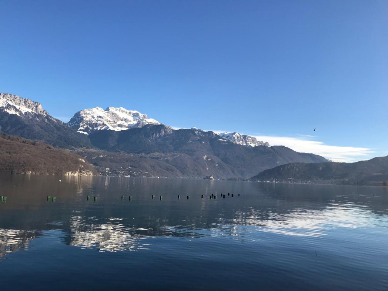 La Maison Du Port, Une Exclusivite Lla Selections By Location Lac Annecy サン・ジョリオ エクステリア 写真